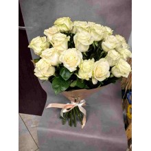 Букет от бели рози 